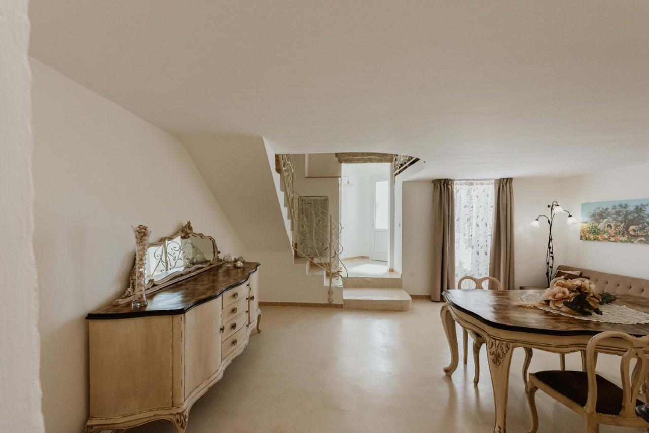 Borgo Felline Ospitalita Autentica Exteriör bild